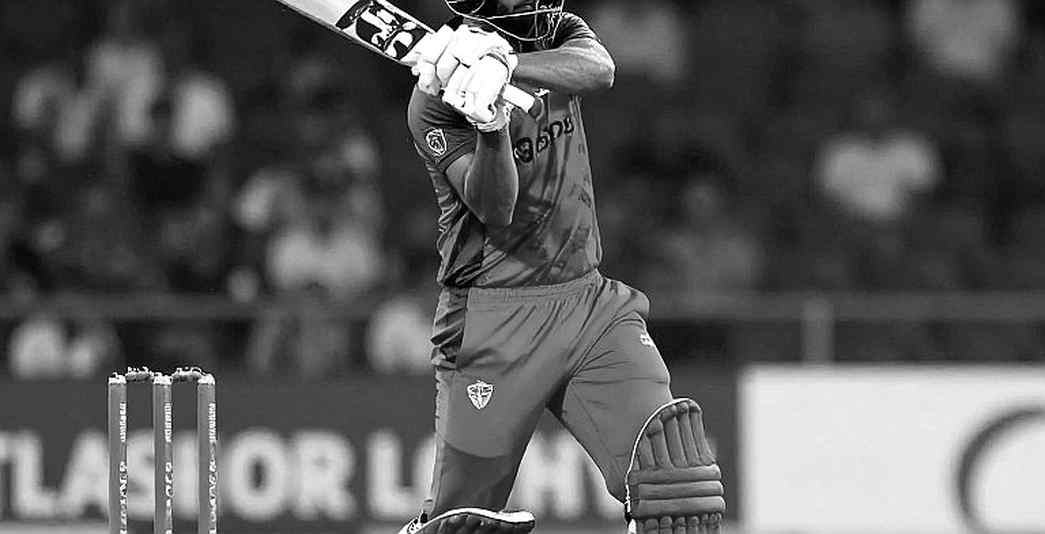 নিরপেক্ষ মাঠের শেষ ওভার: দুবাই, এশিয়া কাপ আর স্মৃতির বাজার