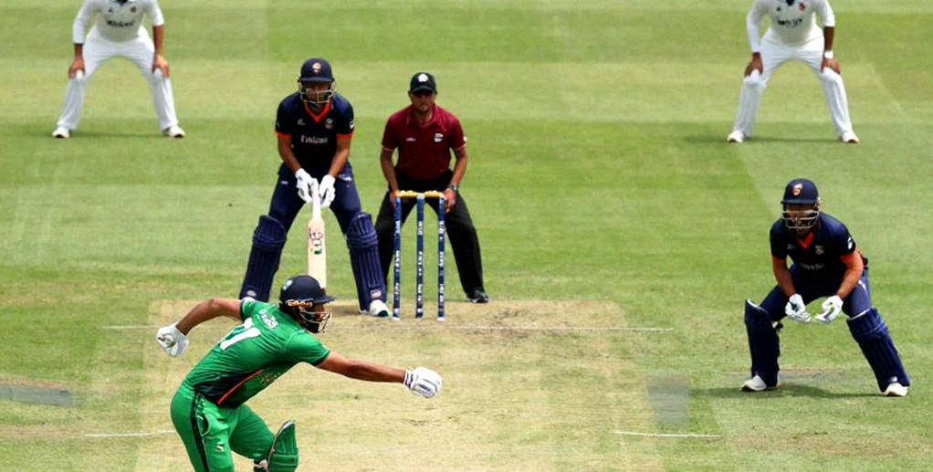 খাতা কথা বলে: ক্রিকেটের টাকার হিসাবে ব্লকচেইনের প্রতিশ্রুতি ও কাগজের সত্য
